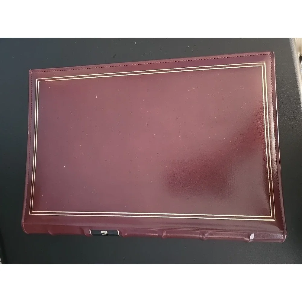 Pioneer Bonded Leather Photo Album Holds 204 (4 X 6) BTA 204S2 New + Scrapbook
